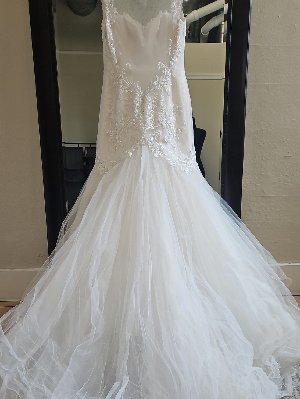 Size 10 light/dark ivory cap sleeve sparkly lace mermaid bridal gown NWOT - Picture 14 of 16